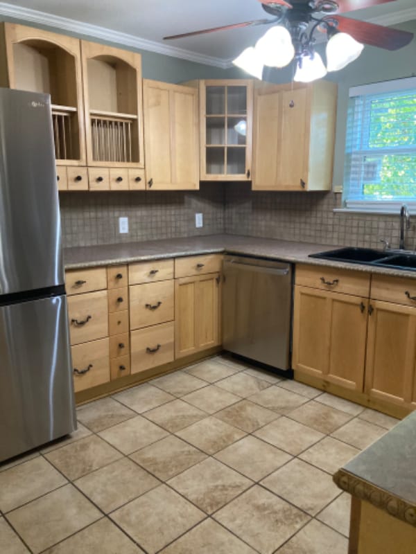 Photo - 1704 W Birge St