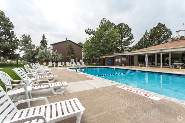 Pine Creek Apartments