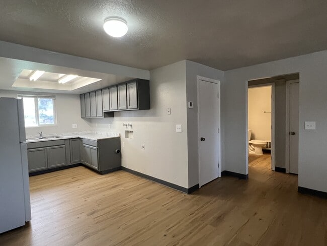 Photo - 697 SE 6th Ave