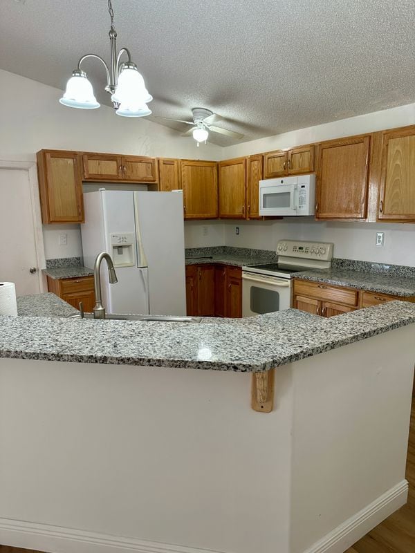 Photo - 1184 Sapphire St SE