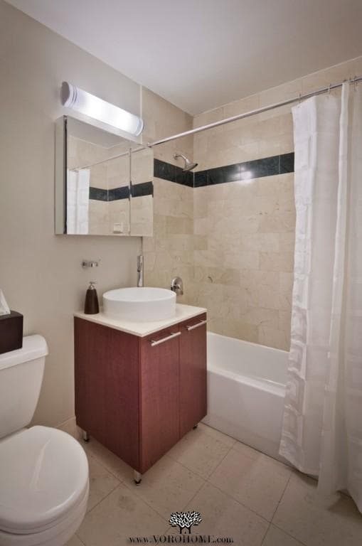 99 John St Unit 3607