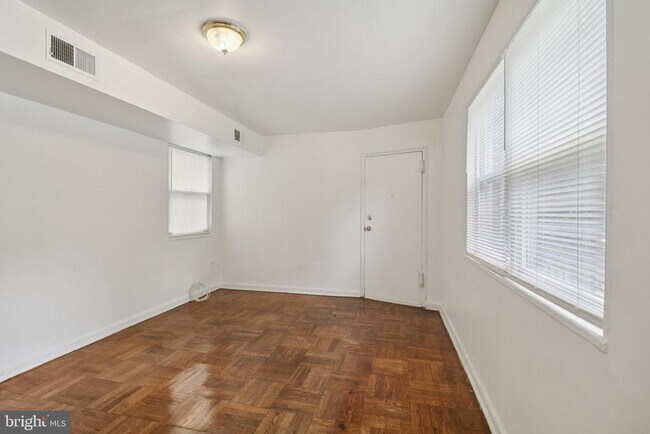 Photo - 500 Tennessee Ave NE Unit 1