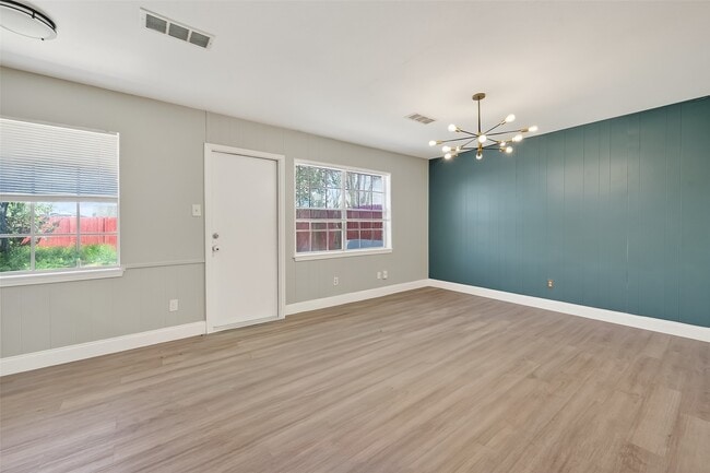 Photo - 12211 Chimney Rock Rd