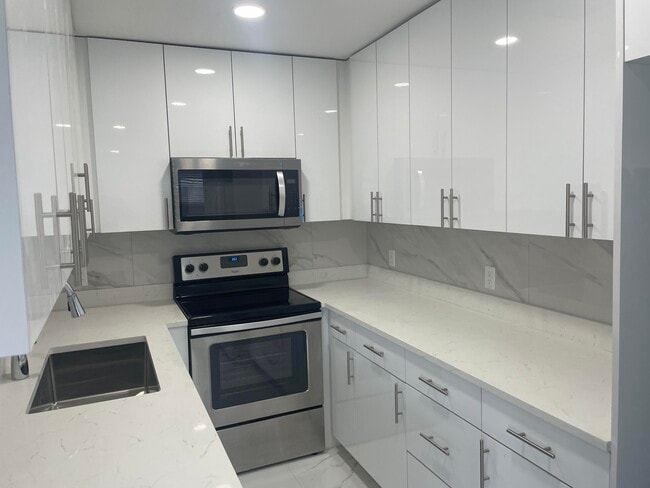 Photo - 4717 Carver St Unit 2