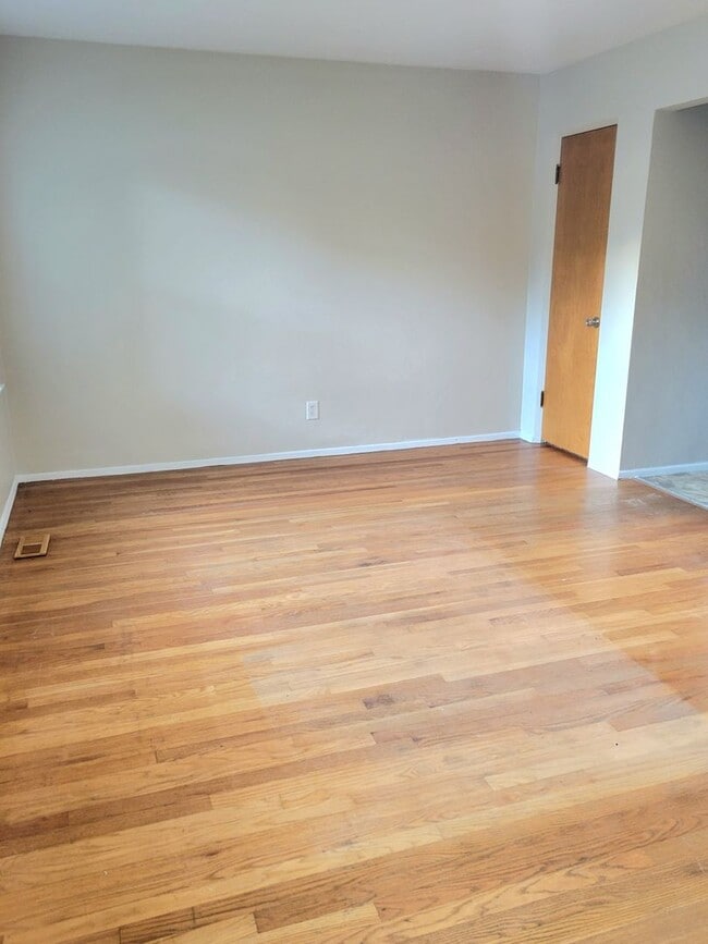 Photo - 3120 Aubrey Ave