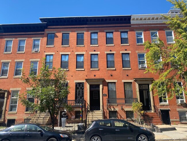 Photo - Washington House