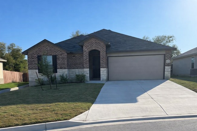 Building Photo - 609 Eaton Dr