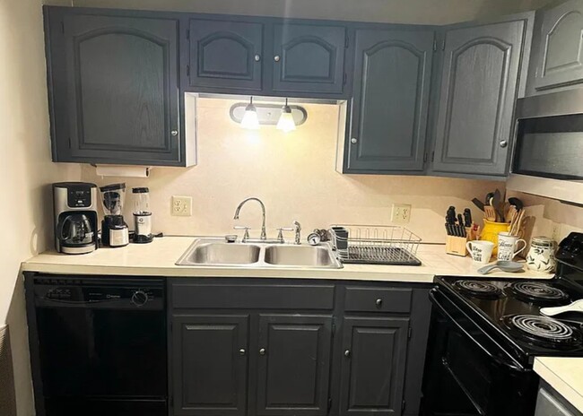 Photo - 2828 Buxton Ct Unit Buxton Court