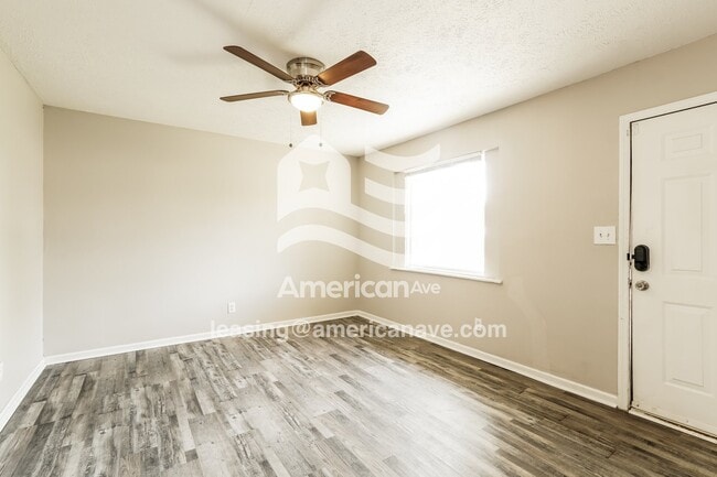 428 Ron Rd