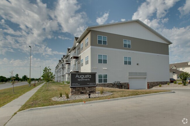 Building Photo - Augusta Apartments