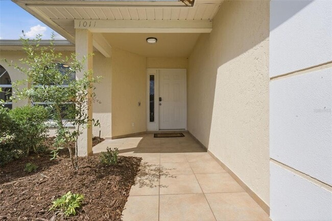 Photo - 1011 Winifred Way