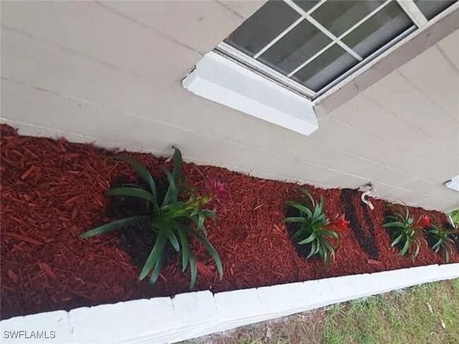 Photo - 216 Maria St