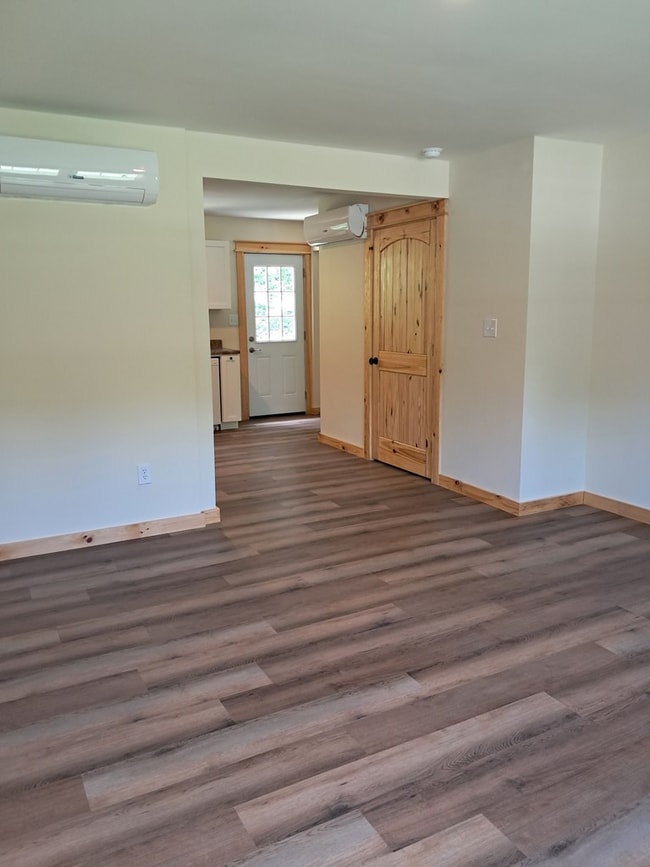 Photo - 315 #5 Sulphur Springs Rd