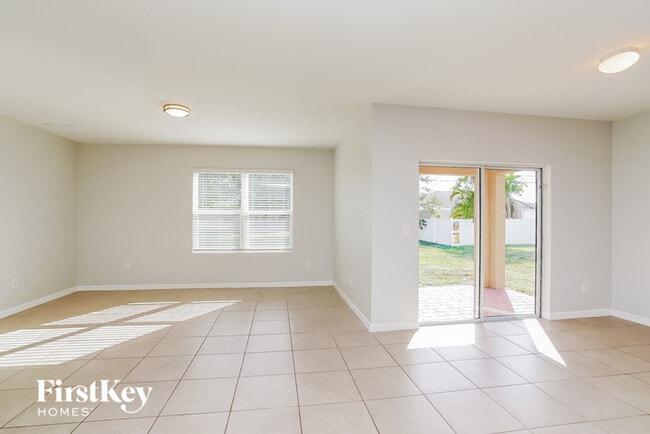 Photo - 2711 SW 9th Ave