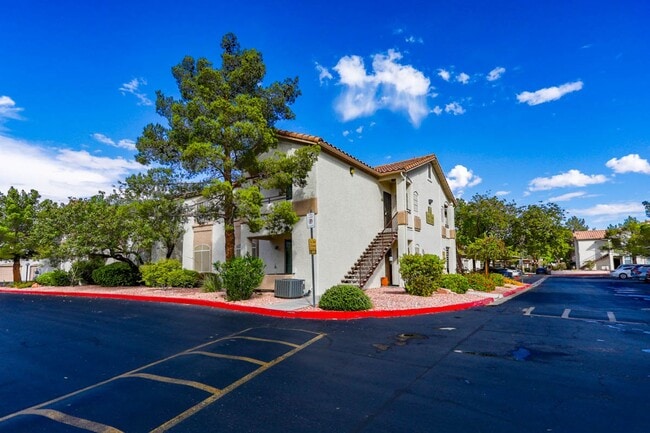 Photo - 3 Bed Condo In Gated West Side Community Unit 2060