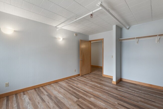 Photo - Kilbourn Terrace