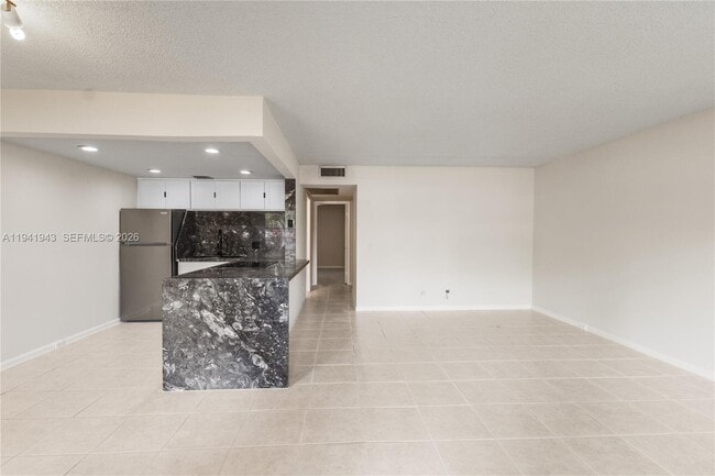 Photo - 251 SW 132nd Way Unit 114H
