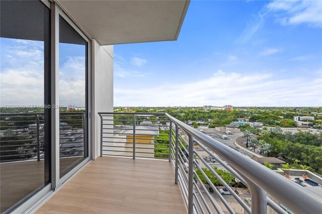 Photo - 90 NE 32nd St Unidad 1014