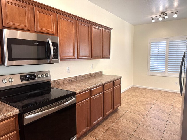 Photo - 11642 W Mountain View Dr