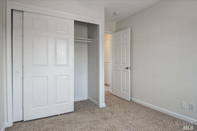 Photo - Architectural delight! Shows like a model!...