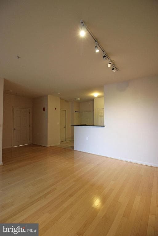 Photo - 2726 Gallows Rd Unidad 112