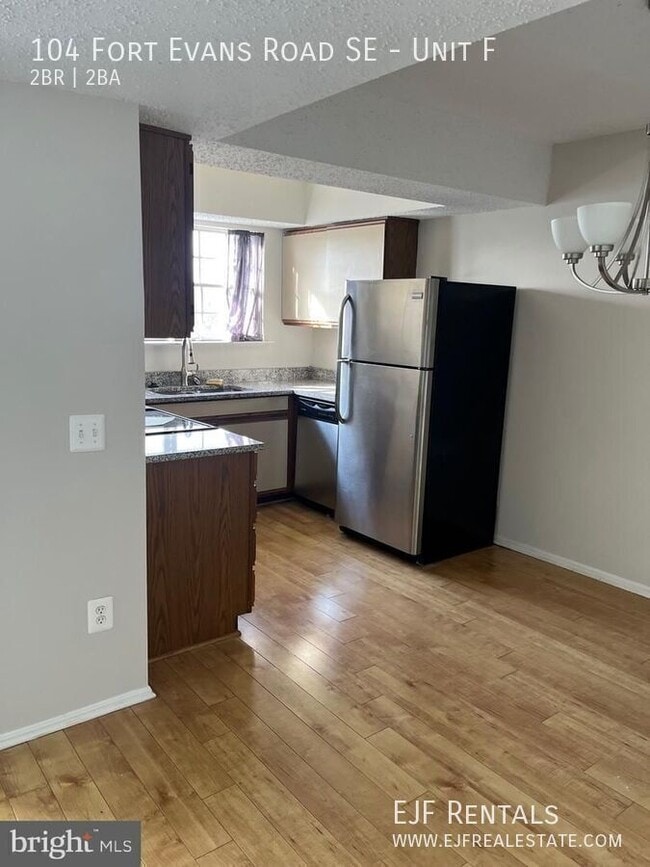 Photo - 104 Fort Evans Rd SE Unit F