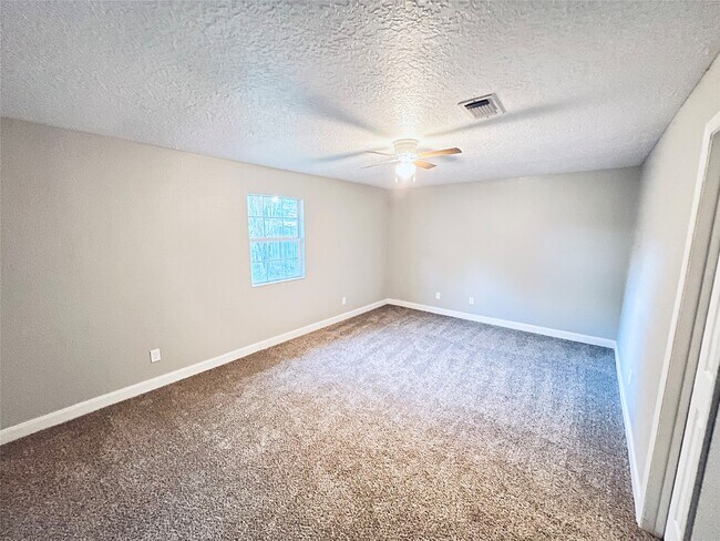 19739 Moonhollow Dr