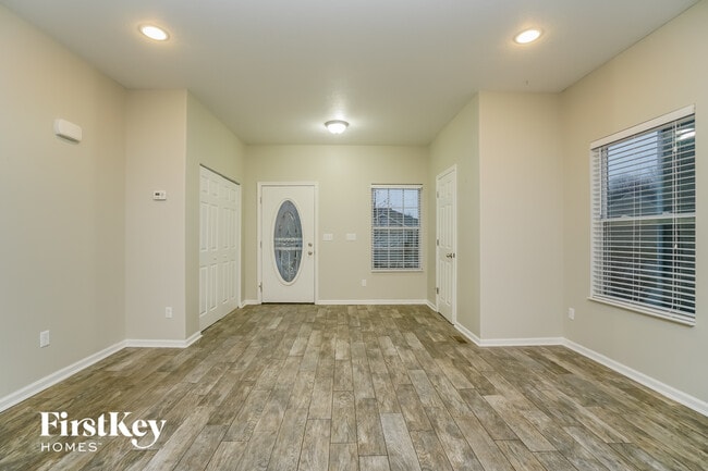 6309 Greenhaven Ave
