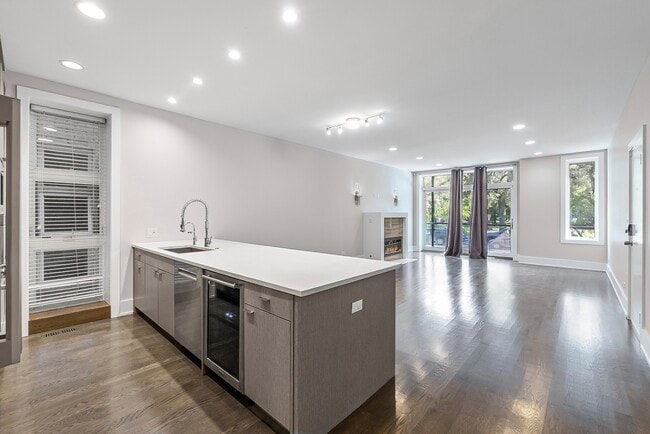 Photo - 2814 W North Ave