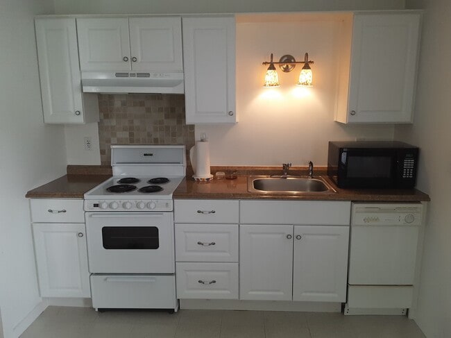 Photo - 23 W Main St Unit 1A