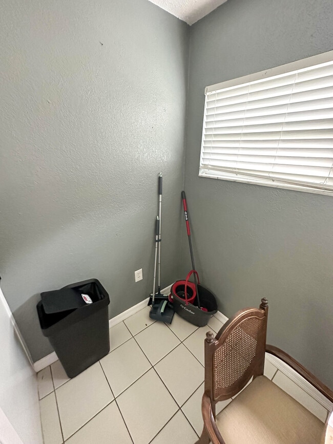 Photo - 5839 Sun Glo Ave