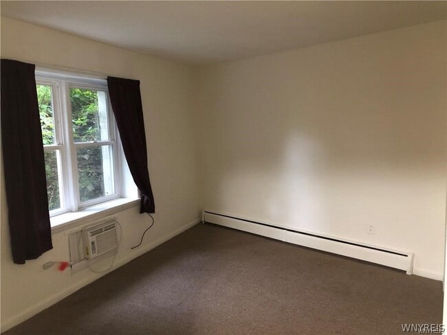 Photo - 42 E Spring St