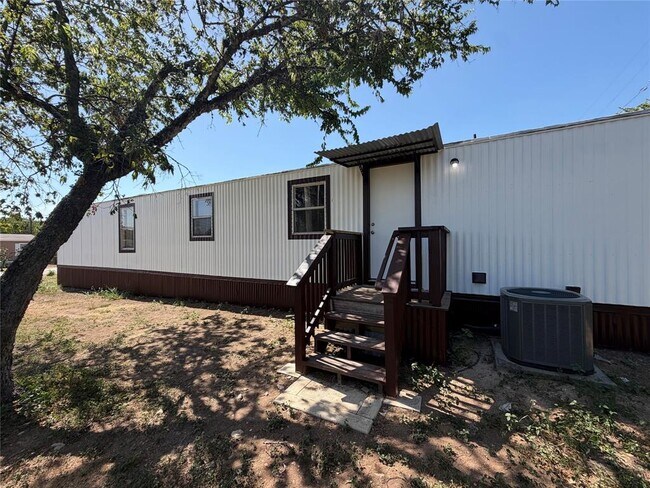 Photo - 104 Castillo St