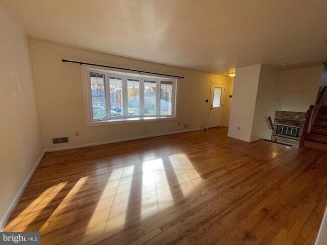 Photo - 2652 Falmouth Ct