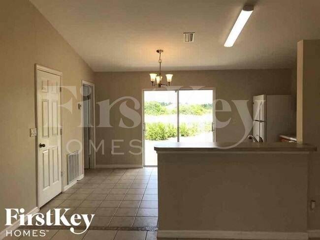 Photo - 3600-3619 19th St SW