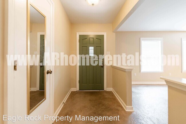 3 br, 2 bath House - 41 White Oak Dr
