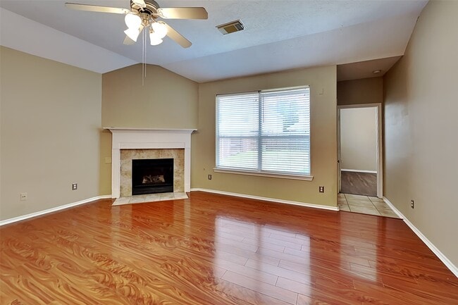 Photo - 8723 Rollick Dr