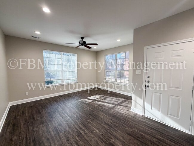 Photo - Hidden Creek Apartments, Unit C - 2 Bedroo... Unidad C
