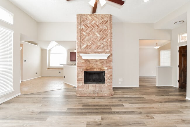 Photo - 2317 Homestead Dr