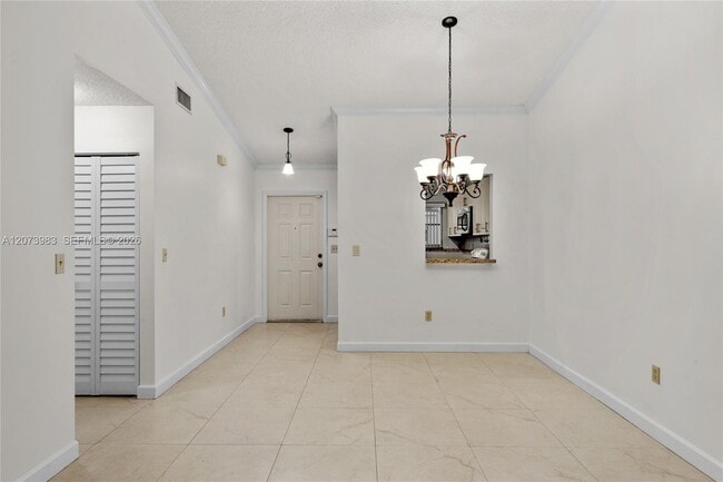 Photo - 330 NW 114th Ave Unidad 7-105