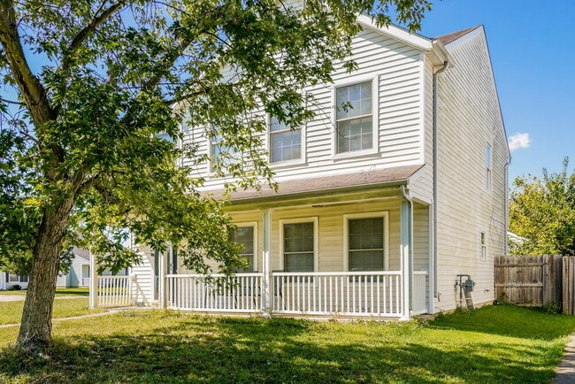 Building Photo - 6113 Maravian Dr