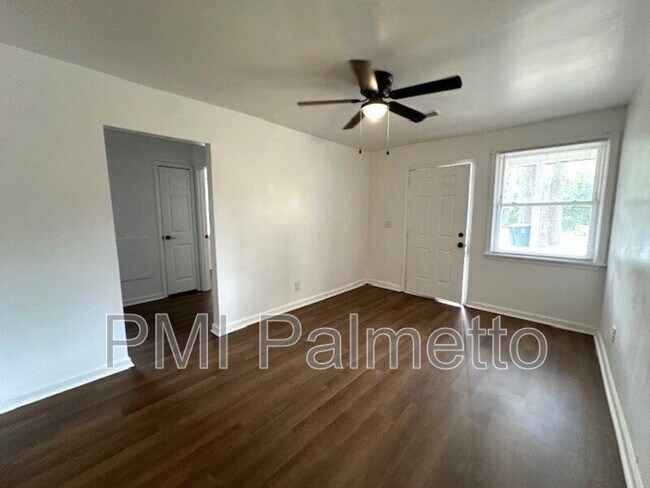 Photo - 1319 Hendrix St