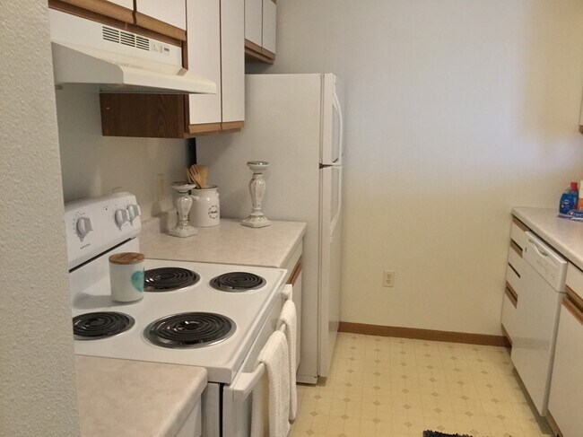 Photo - Rosewood Glen Senior Apartments (ages 55+)