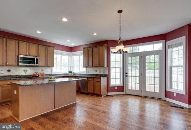 Photo - 2450 Transom Pl