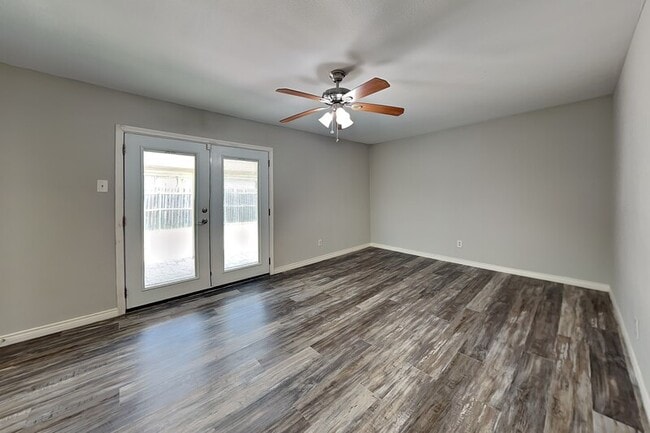 Photo - 1654 Belltower Dr