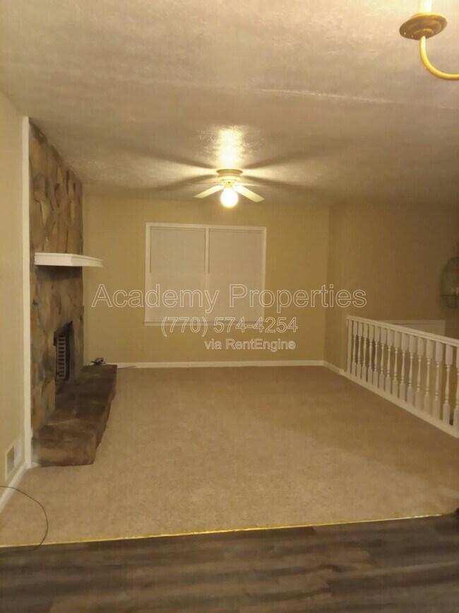 Photo - 3122 Dempsey Pl
