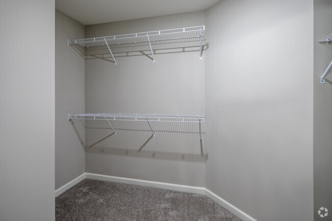3HAB, 2,5BA - A - 1.680SF - Vestidor