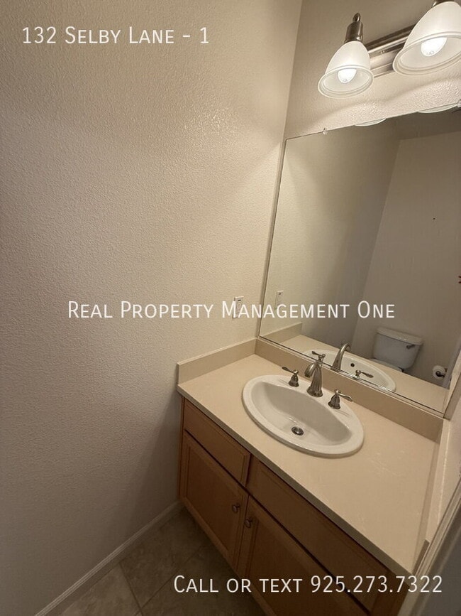 Photo - 132 Selby Lane