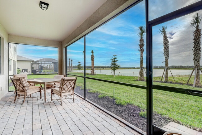 Photo - 18315 Ridgeline Dr