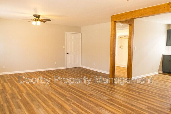 Photo - 415 Glenn St Unit A